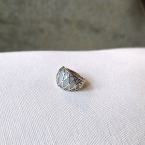 Designer HN 10k Yellow Gold Jade Cage Ring